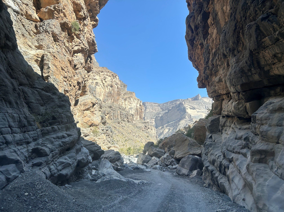 Wadi Nakhr Canyon-Al Hamra必去景点