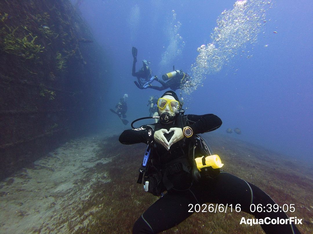 Scubaqua Dive Center-圣尤斯泰希厄斯岛必去景点