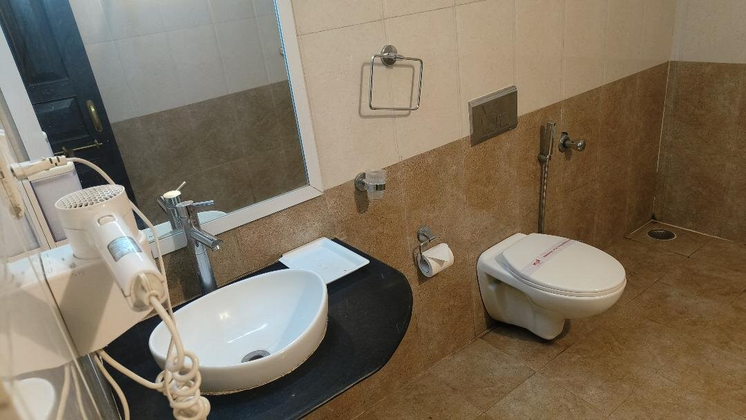 MPT Karnikar Bungalow, Pachmarhi主图