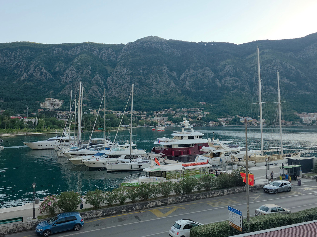 Budva City Walls-布德瓦必去景点
