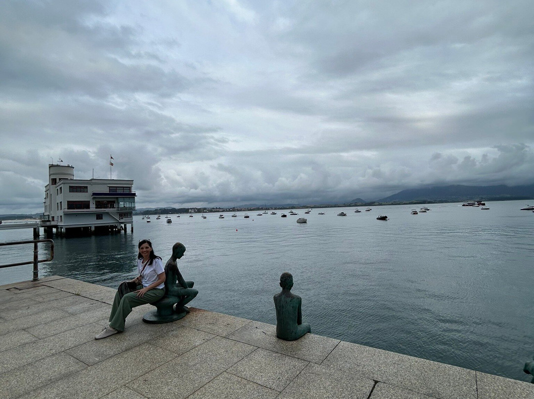 Monumento a Los Raqueros-桑坦德必去景点
