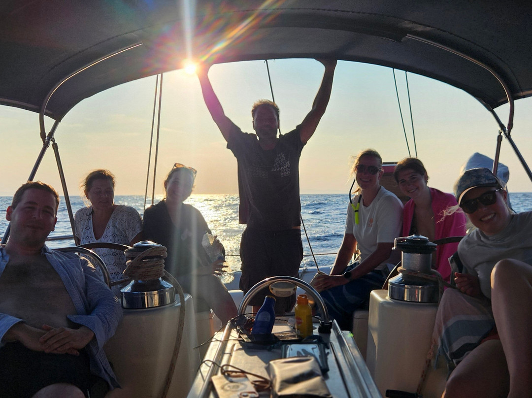SailwithGeorge - Sail Greece with an expert-Finikas必去景点