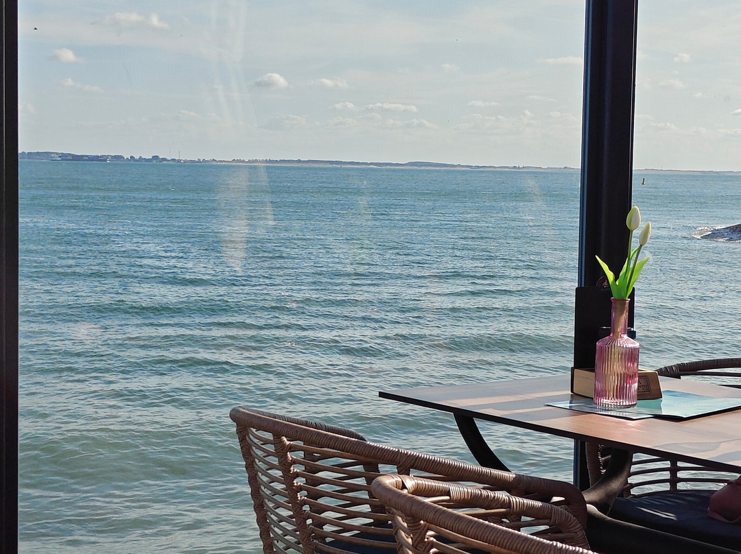 Punt al Mare Sea Suites