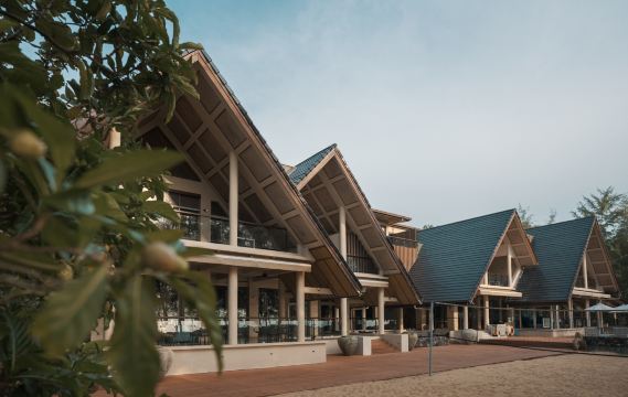 卡斯图里酒店-官方