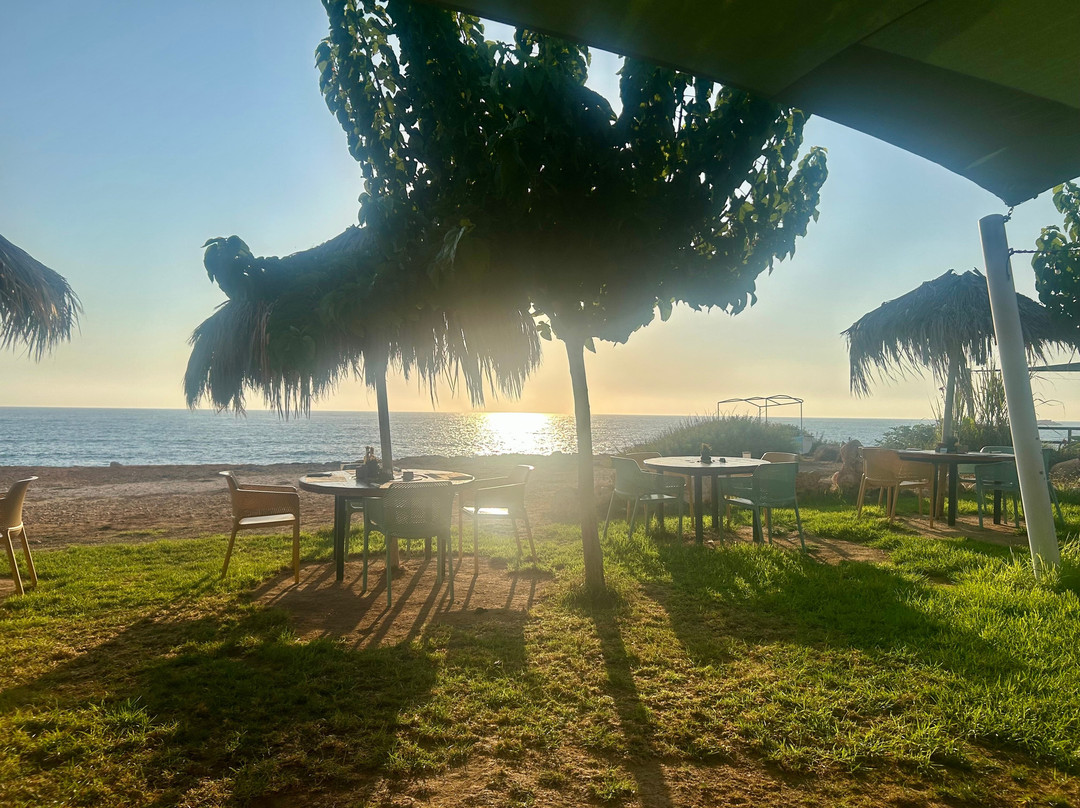 Sentiero By The Sea