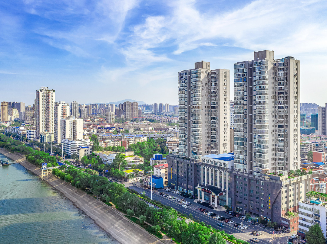 常德四季春金悦国际大酒店主图