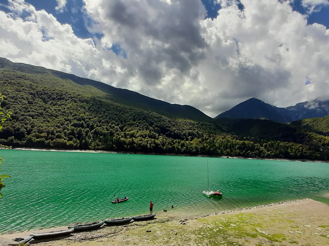 Lago Di Barcis-Barcis必去景点