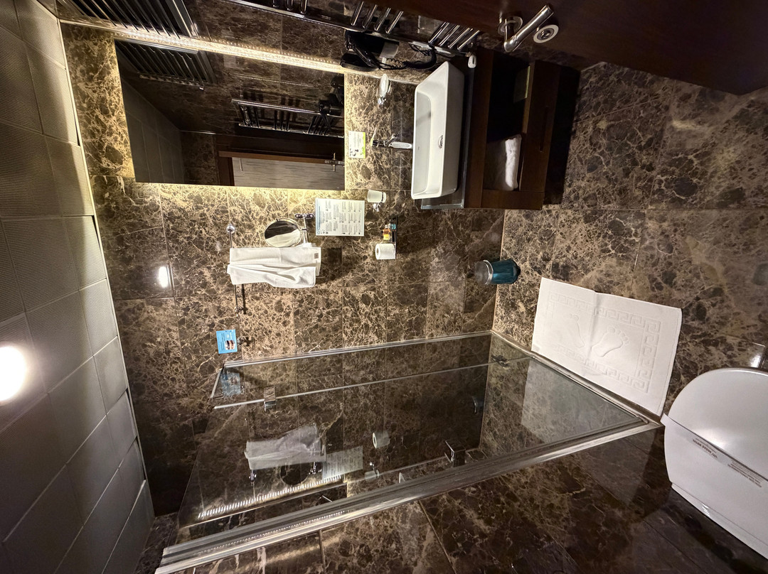 阿克萨克酒店