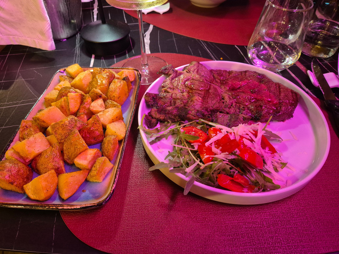 Golden Mile Wine & Restaurant
