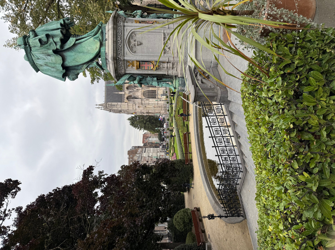 Square du Petit Sablon-布鲁塞尔必去景点