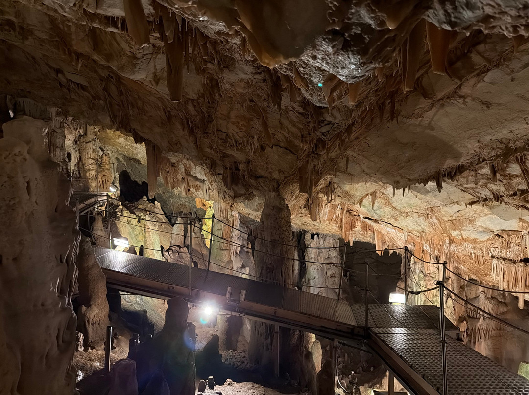 Sfentoni Cave-Zoniana必去景点