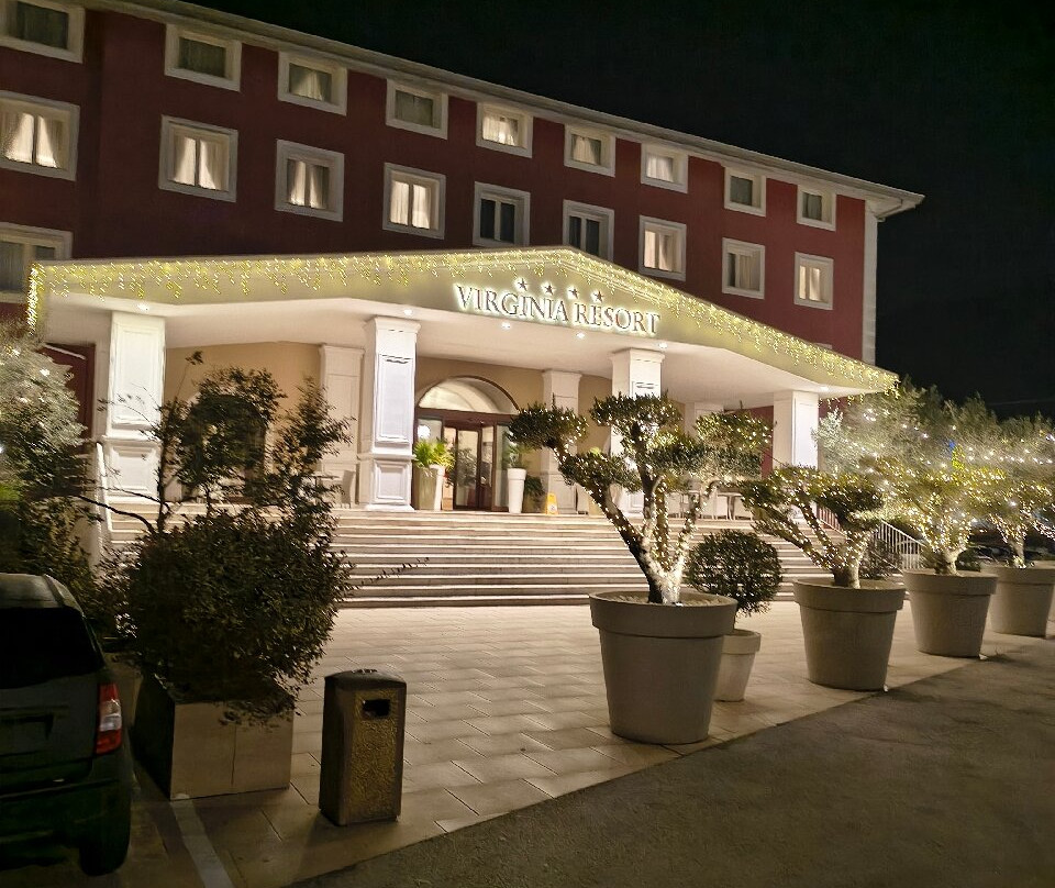 弗吉尼亚宫酒店及水疗中心主图