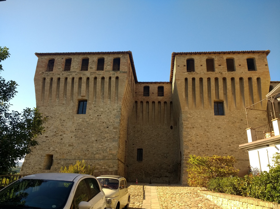 Castello Pallavicino di Varano de' Melegari-Varano de' Melegari必去景点