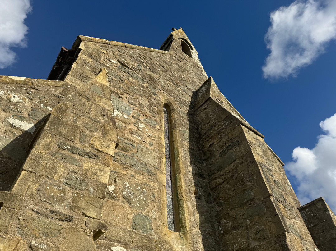St Mary & St Bodfan Church-Llanaber必去景点