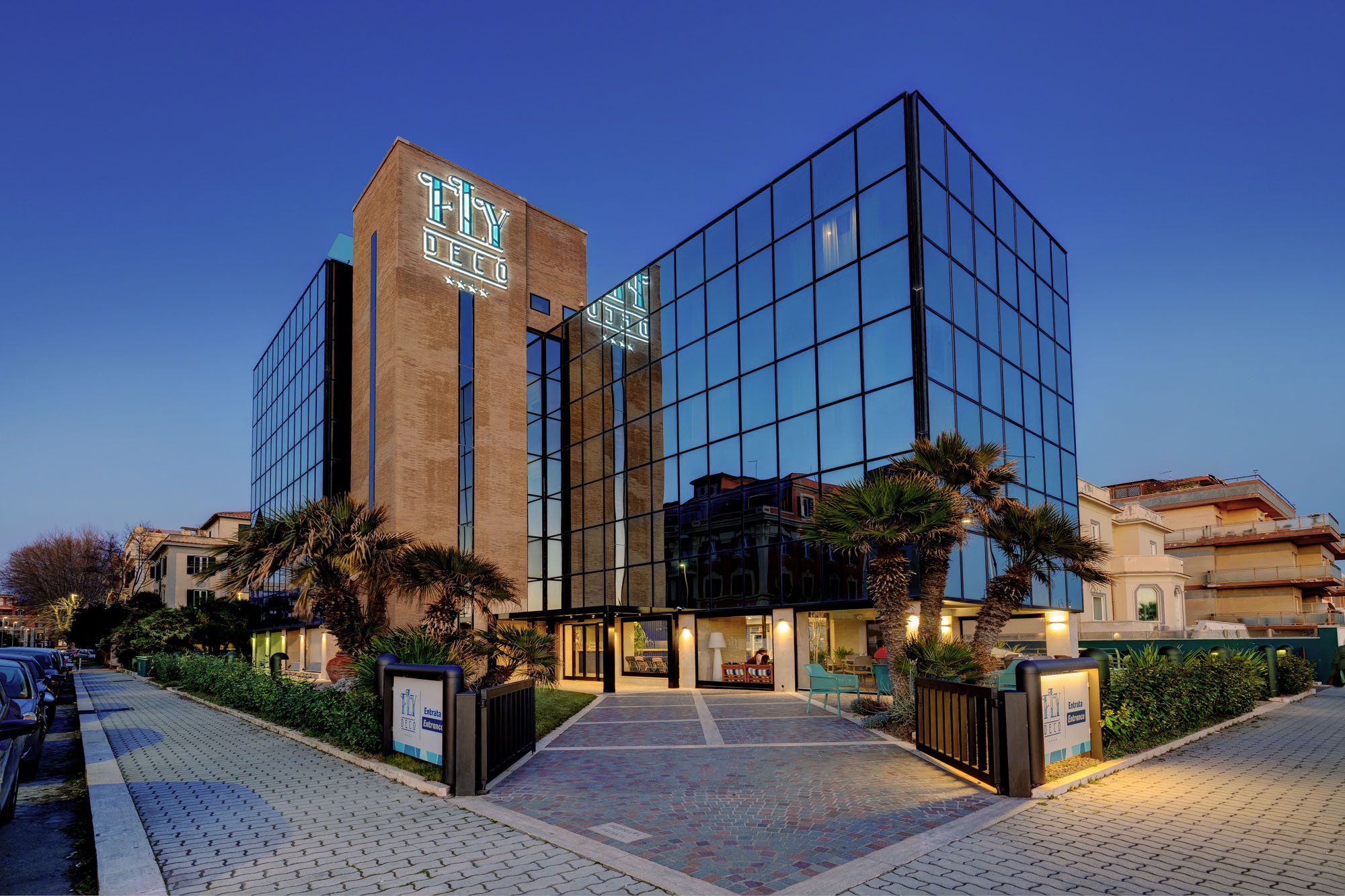 Fly Deco Hotel-官方