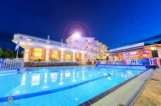 艾莫瑞里斯酒店