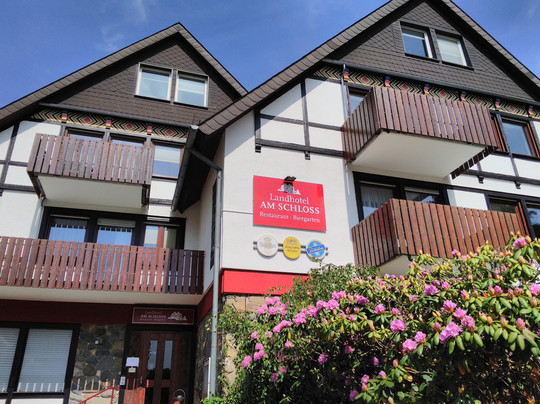 Olsberg酒店住宿-施洛斯城堡兰德酒店