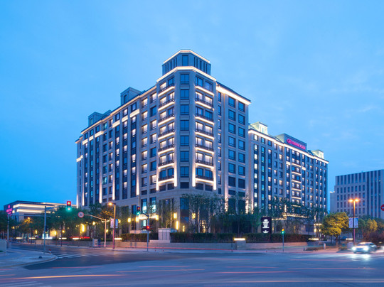 建工浦江皇冠假日酒店主图