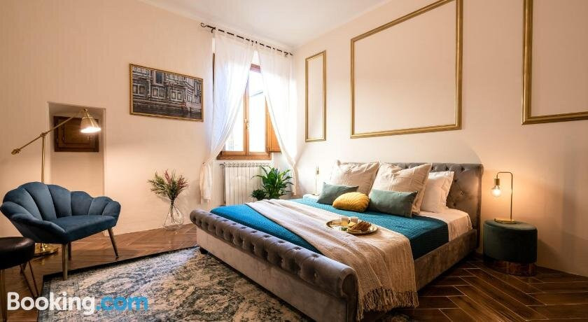 Historic center Palazzo - furnished apartments