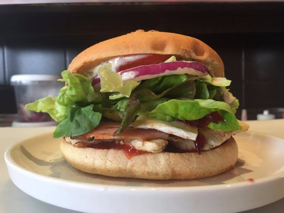 瓦卡马塔餐馆和美食-Soul Burger