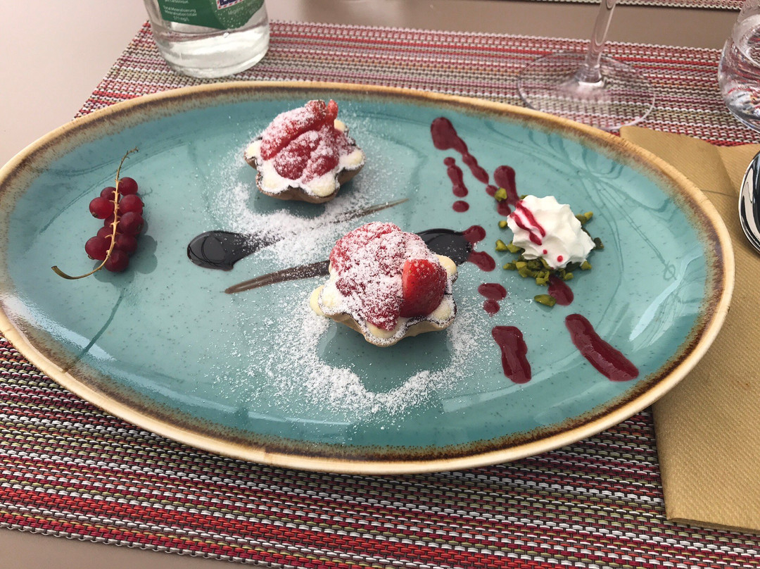 Hôtel Restaurant Port-Conty主图