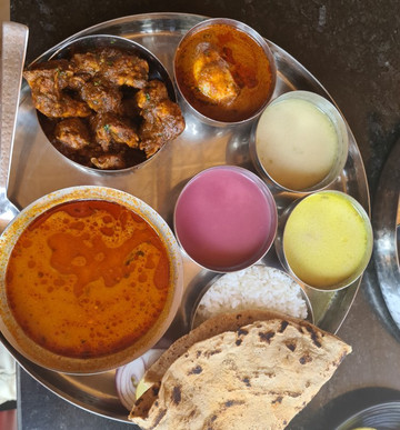 Raj Sadar Family Restaurant