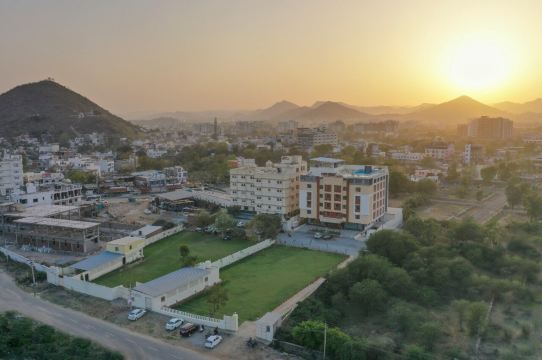 Khumani by Hills N Dunes Hotels Pvt Ltd-浴室