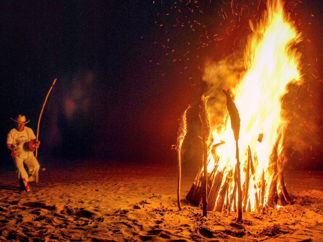 Guriu旅游景点-Luau Casa Na Praia