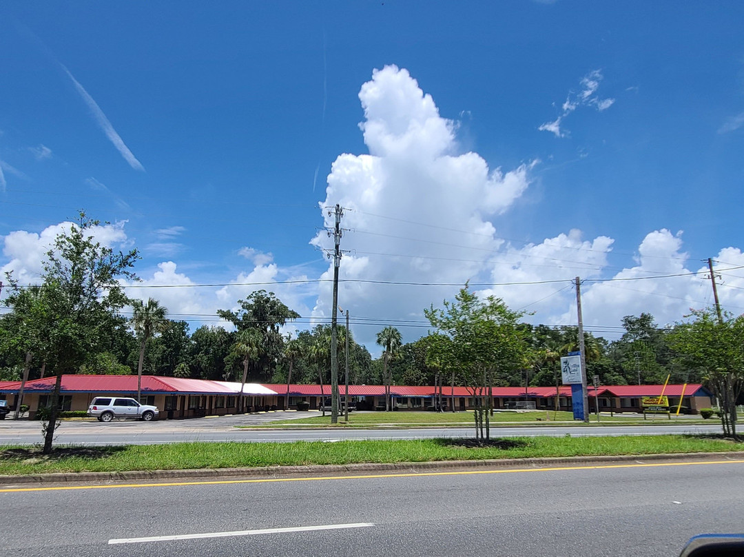 Cadillac Motel Fanning Springs