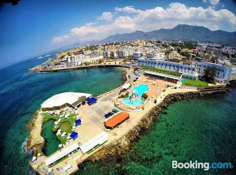 Dome Seafront Central Kyrenia Hotel & Anchor Restaurant & Casino
