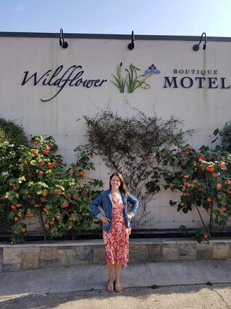 Wildflower Boutique Motel主图