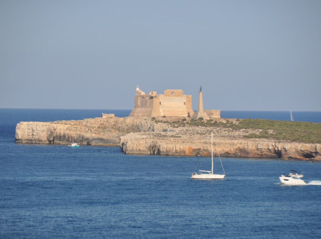 Spiaggia dei due mari-Portopalo di Capo Passero必去景点