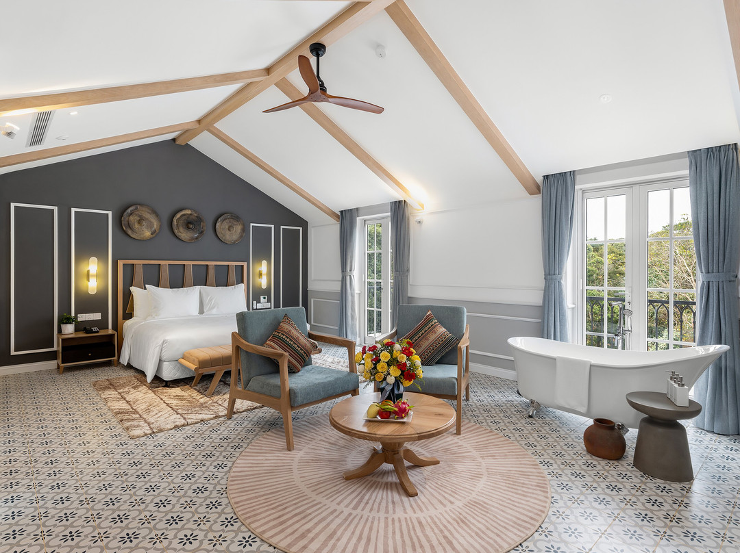 Golden Boutique Hotel