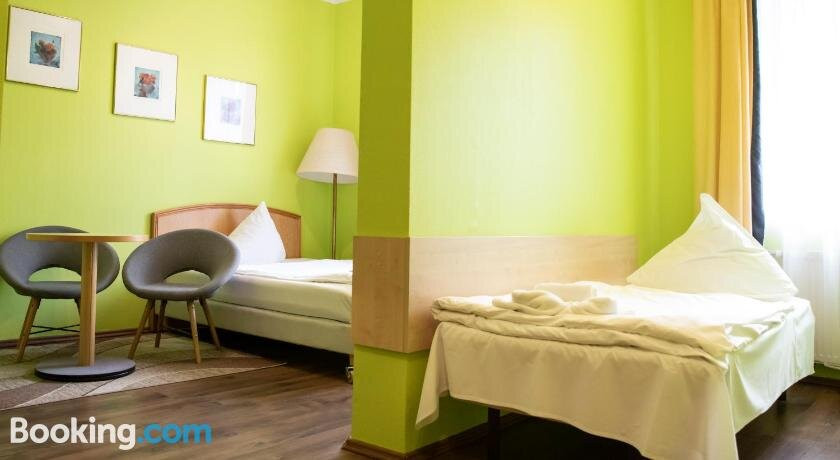 HOTEL PRACOWNICZY Przedsiebiorstwa EMTRONIK