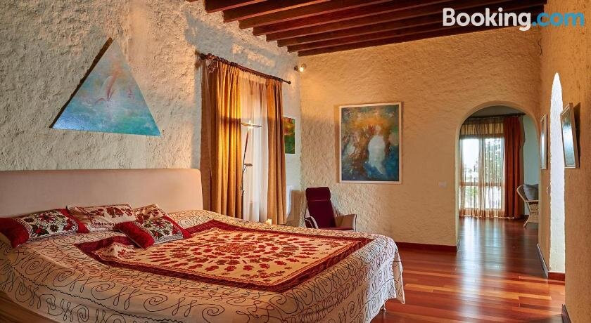 La Serenita, Habitaciones Temporada