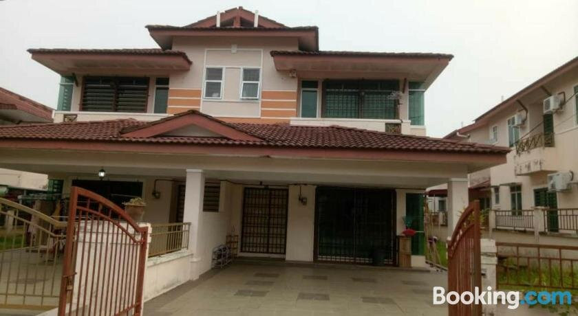 Rumah Persiaran Chandan Putri