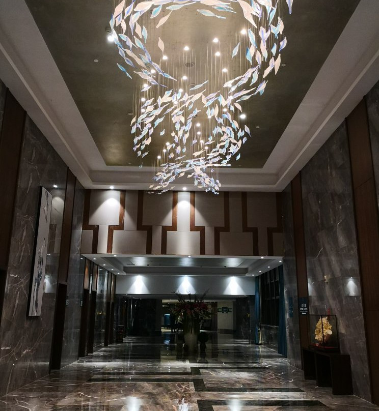 湖景国际酒店主图