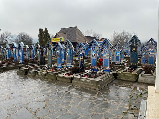 Cimitirul Vesel景点图片