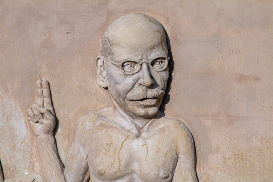 Bildhauergarten Peter Lenk-Bodman-Ludwigshafen必去景点