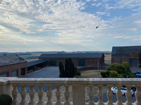 伯纳维农场公寓主图