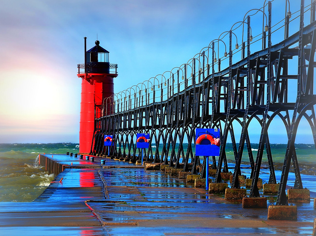 South Haven Lighthouses景点图片