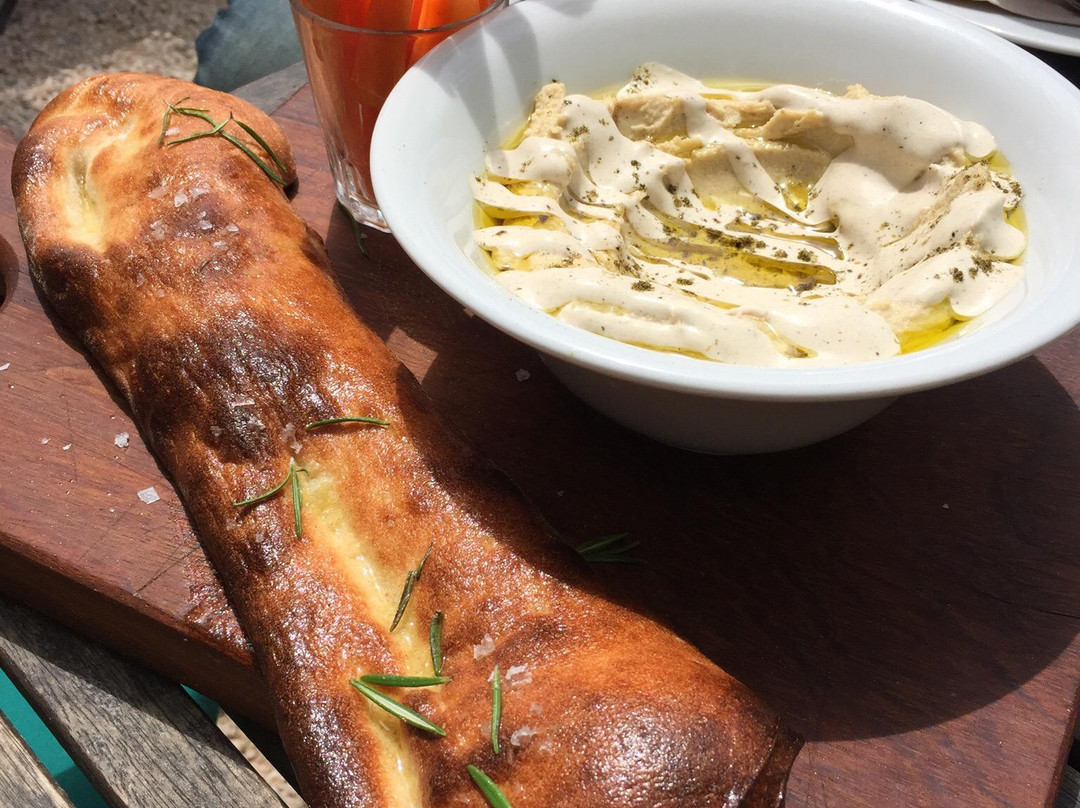 Sant Llorenc de Balafia餐馆和美食-La Paloma