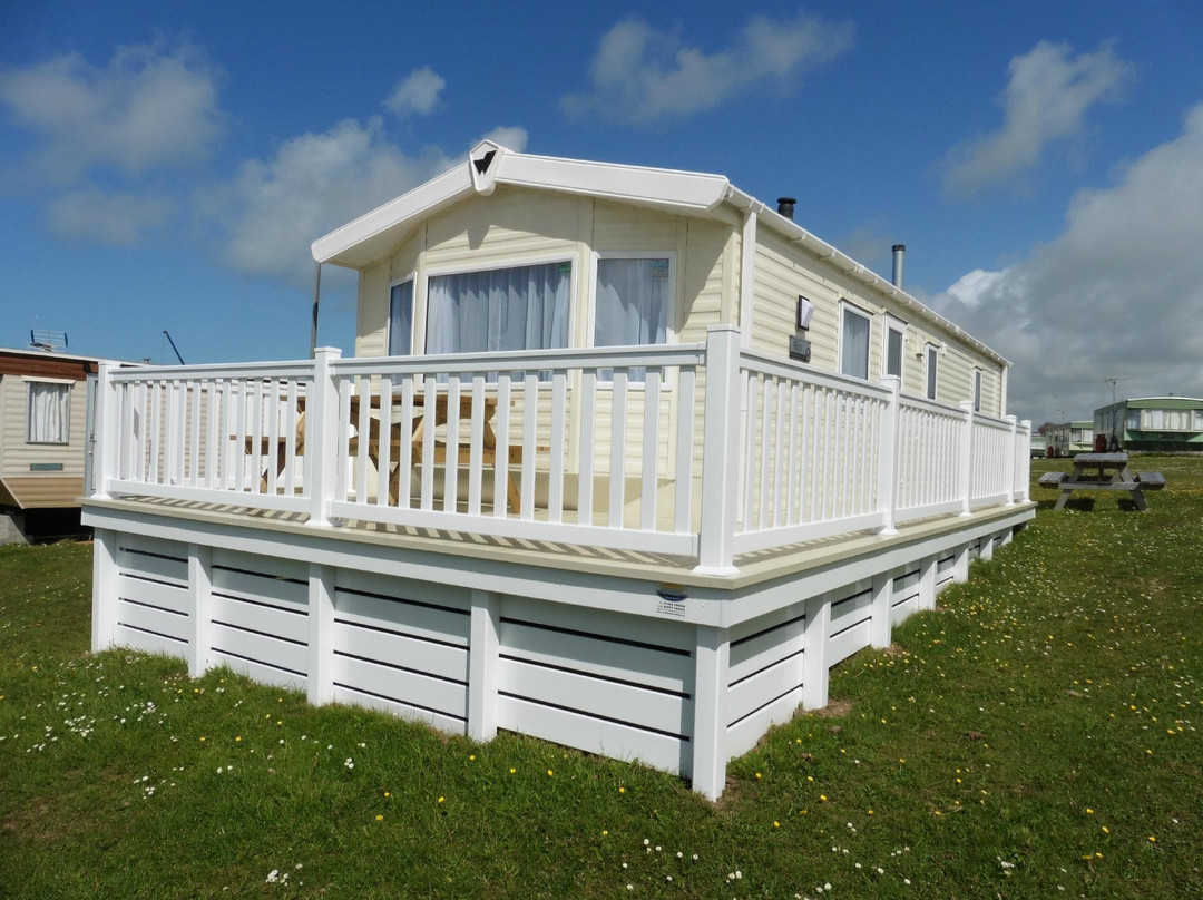 Treyarnon Bay Holidays - Caravans, Cottages and Camping