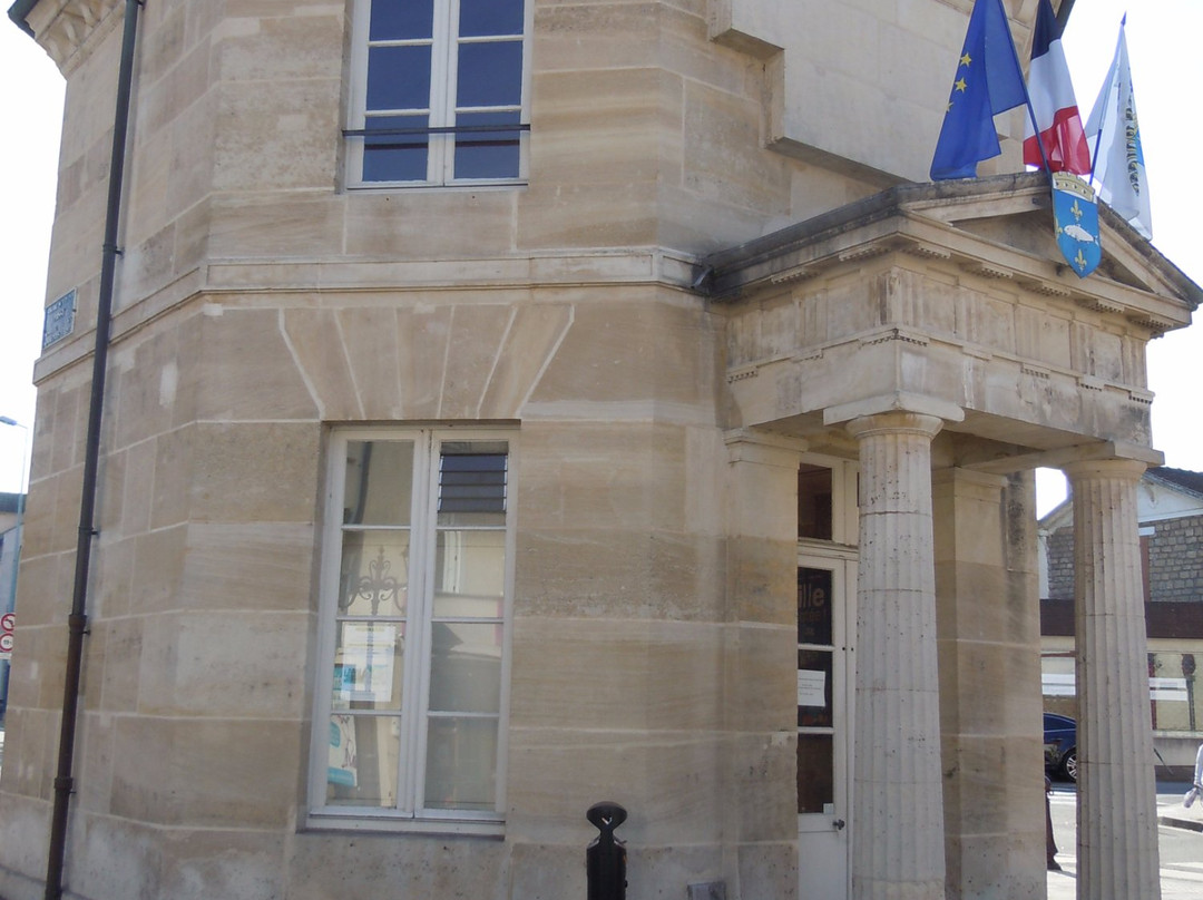 Carrieres-sous-Poissy旅游攻略图片