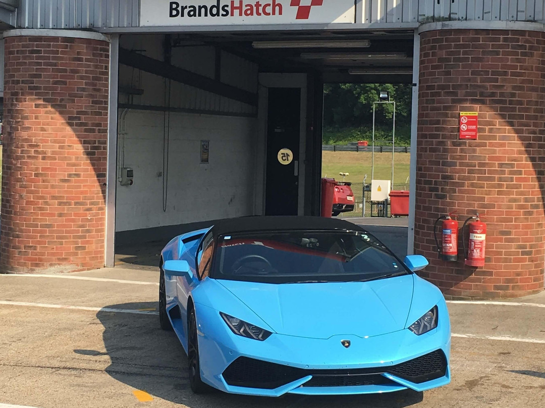 Supercar drive days world wide-德比必去景点