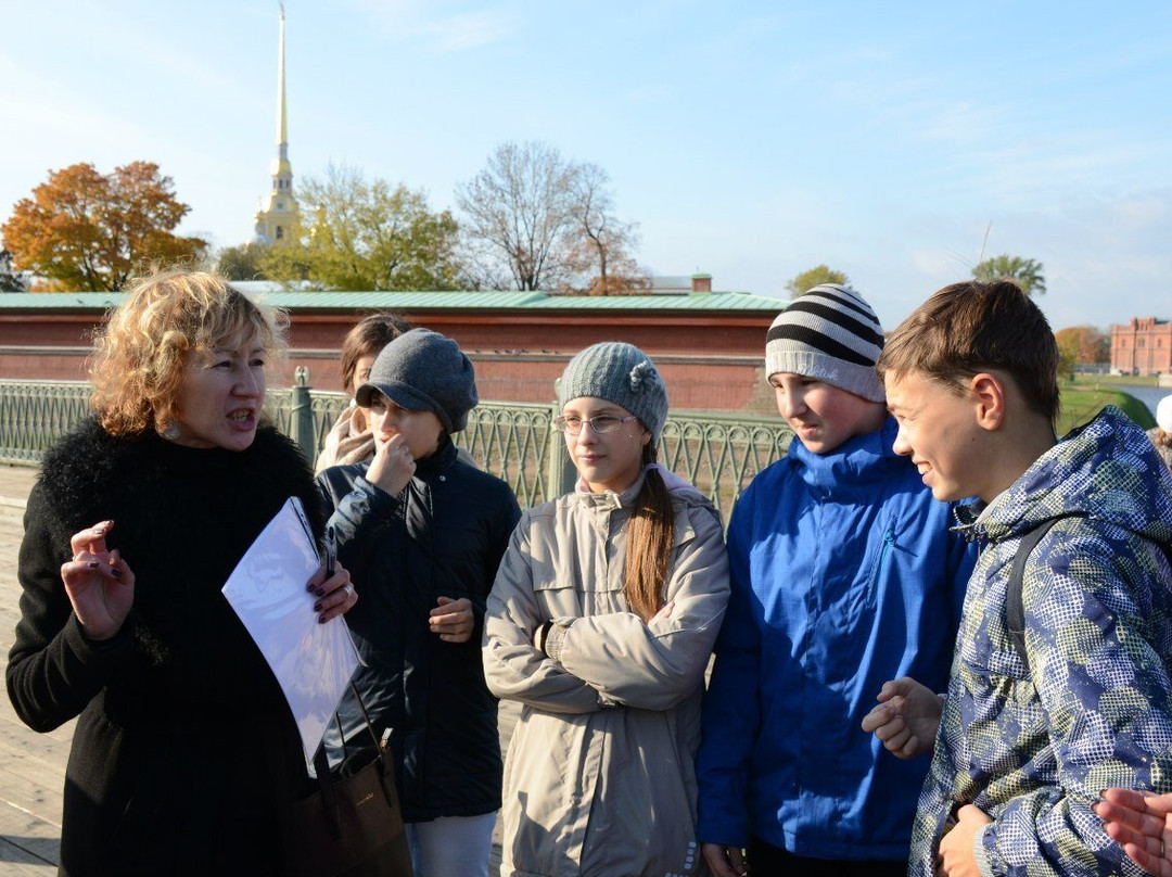 Two Capitals Excursions in Moscow and St. Petersburg-圣彼得堡必去景点