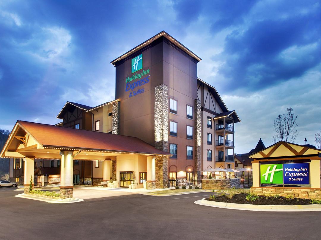 Holiday Inn Express & Suites Helen By IHG主图