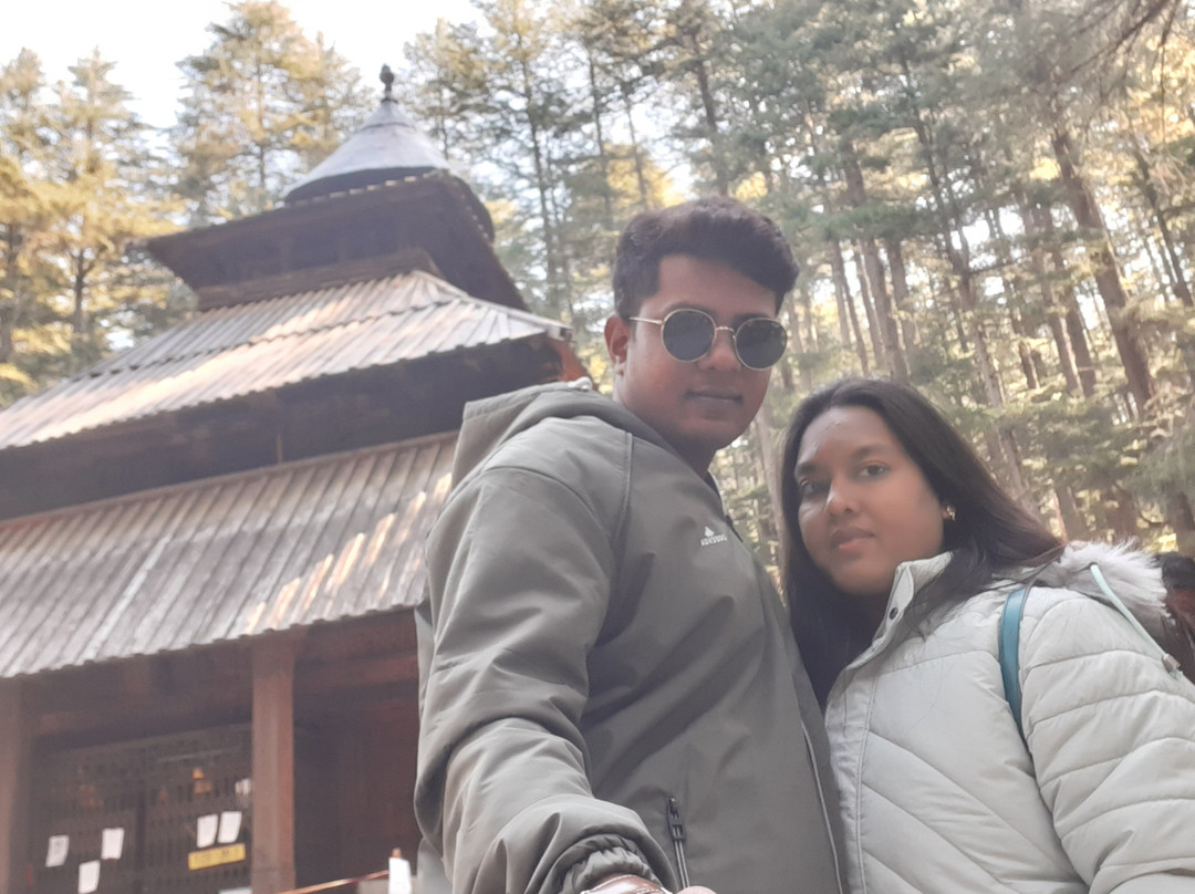 雪冠庄园酒店主图