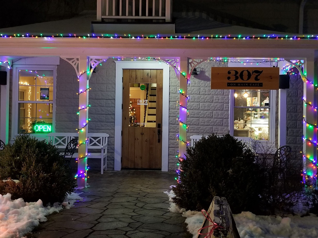307 On Main Cafe