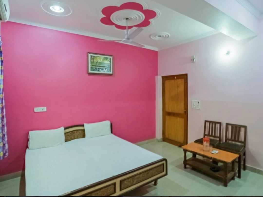 Kailash Hotel